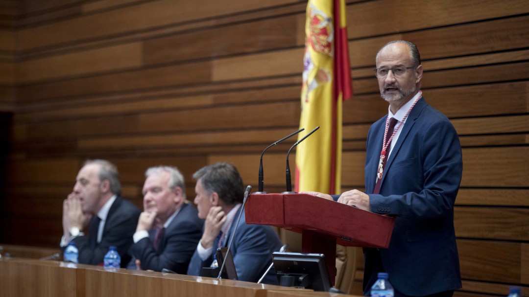 Luis Fuentes atribuye en su primer discurso la Cuna del Parlamentarismo a Castilla y León
