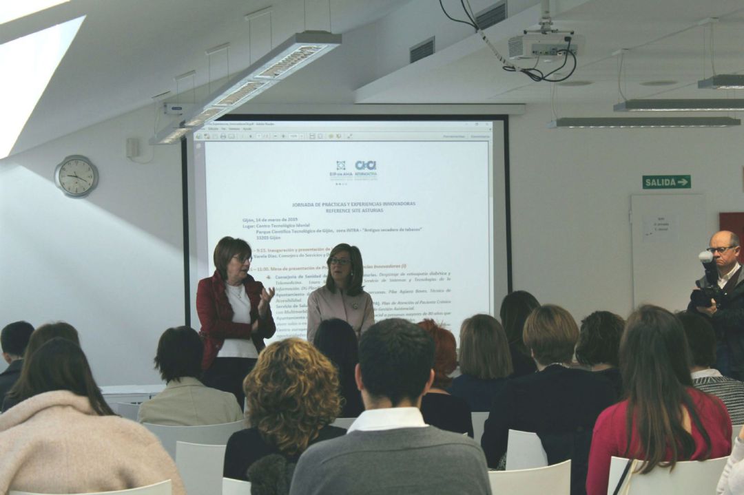 La consejera de Servicios y Derechos Sociales, Pilar Varela, y la directora general de Planificación, Ordenación e Innovación Social, Nerea Eguren. La consejera de Servicios y Derechos Sociales, Pilar Varela, y la directora general de Planificación, Ordenación e Innovación Social, Nerea Eguren.