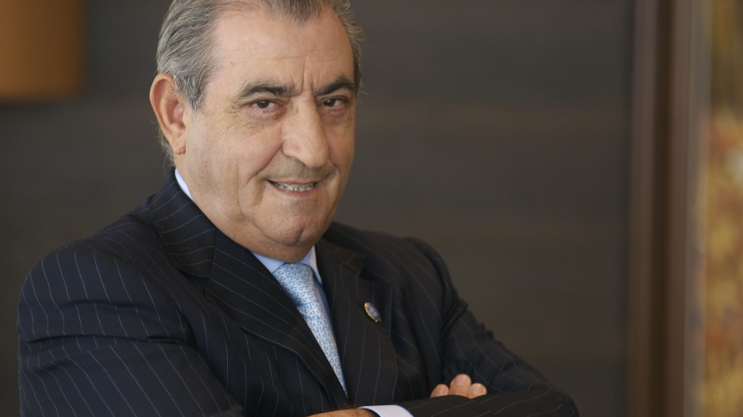 Juan José Hidalgo sopla las velas con Radio Salamanca