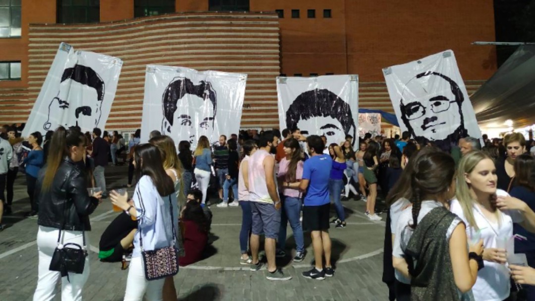 Retiran varias pancartas en favor de presos de ETA colocadas en Judimendi