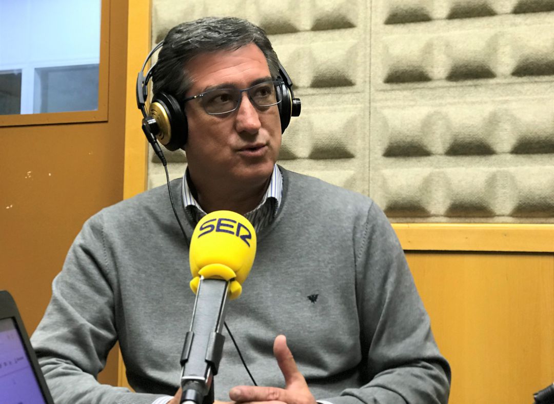 Ignacio Prendes, durante una entrevista en Radio Asturias Ignacio Prendes, durante una entrevista en Radio Asturias