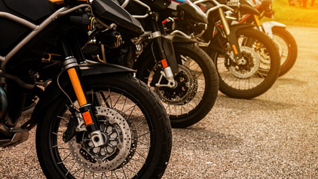 Más de 1.000 moteros aceptan el reto de Fardachos Motorland 2019