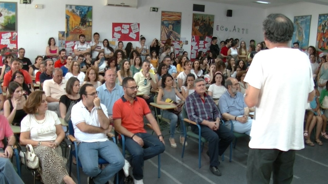 Reconocimientos a alumnado destacado en el curso académico