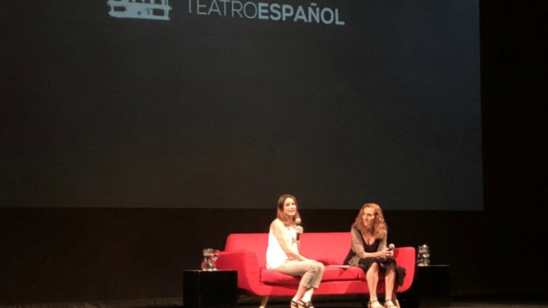 Andrea Levy se estrena con nervios, 'Margarita Chirgu' y elogios a Carme Portaceli