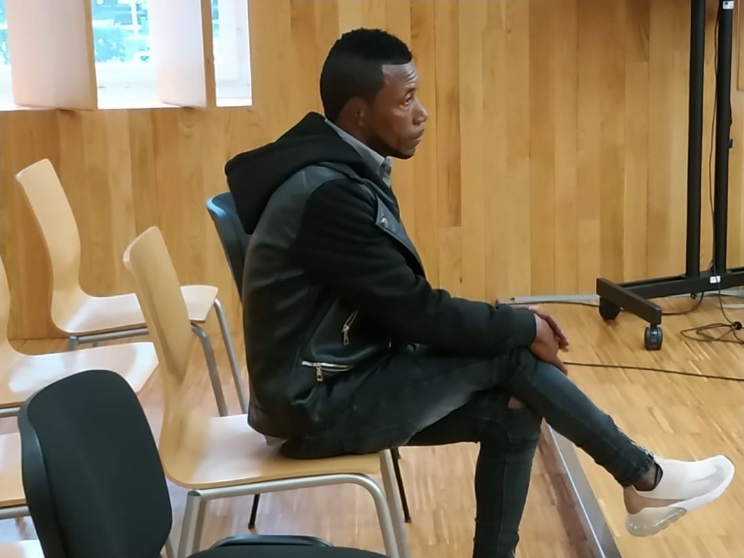 Un caboverdiano acepta seis meses de prisión por una tentativa de agresión sexual en Burela Un caboverdiano acepta seis meses de prisión por una tentativa de agresión sexual en Burela