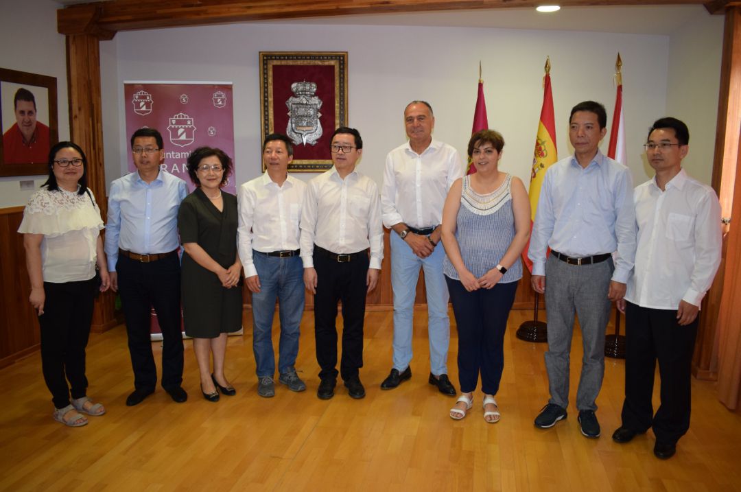 Representantes del Gobierno municipal de Jiangbei (China) visitan Tarancón Representantes del Gobierno municipal de Jiangbei (China) visitan Tarancón