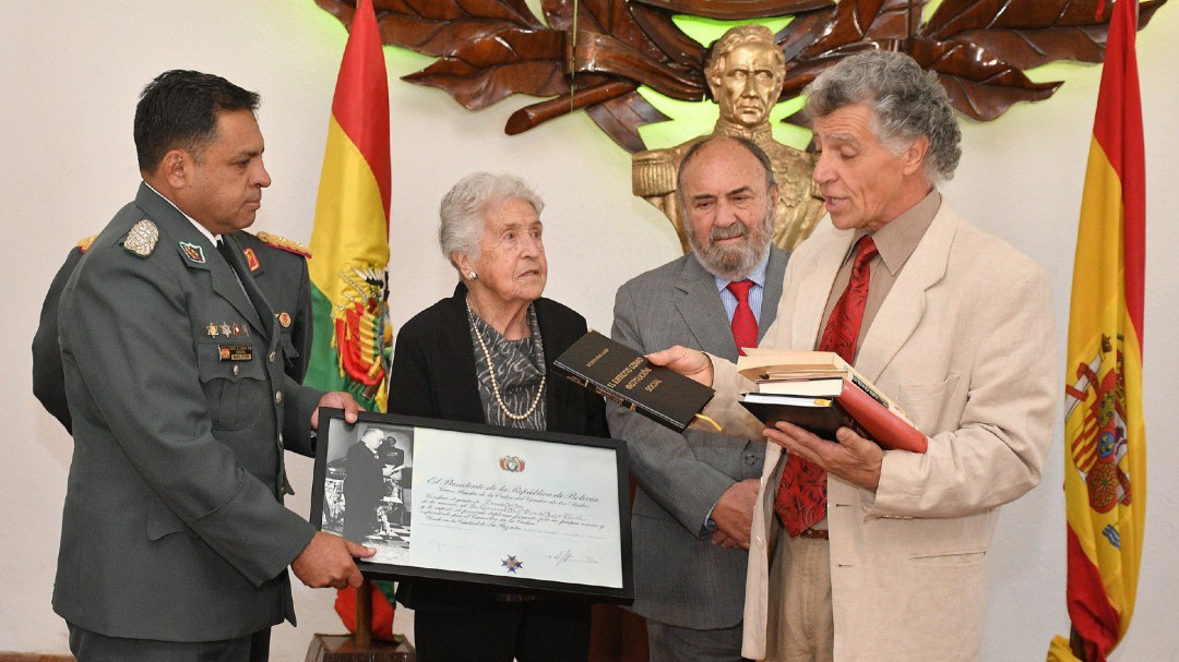 Bolivia ensalza el legado del general republicano español Vicente Rojo