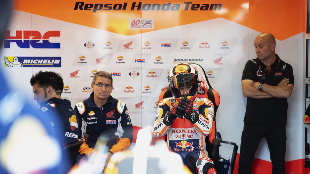 Jorge Lorenzo se fractura una vértebra y Joan Mir evoluciona de forma positiva