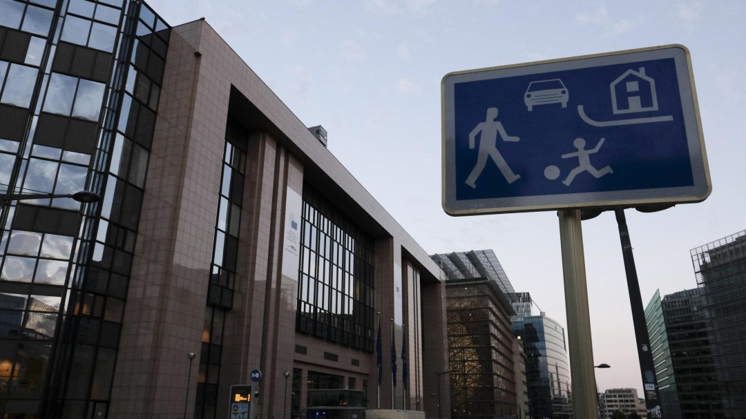 Aplazan la negociación para el reparto de los cargos de las instituciones de la UE