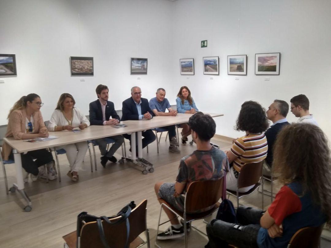 Formación en arqueología para jóvenes linarenses Formación en arqueología para jóvenes linarenses