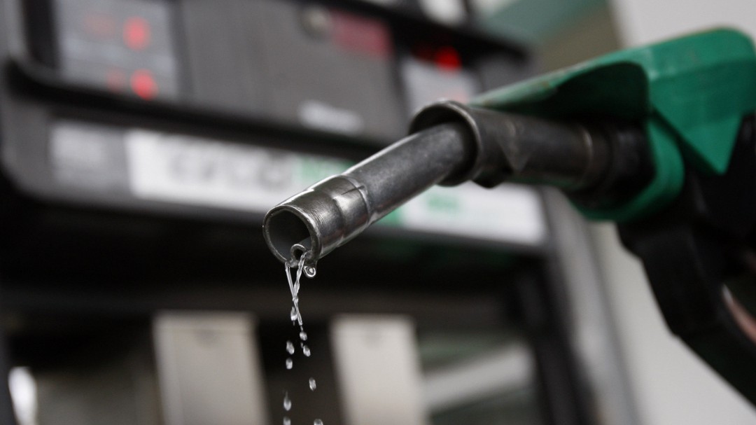 Balears es la provincia donde más caro sale llenar el depósito del coche