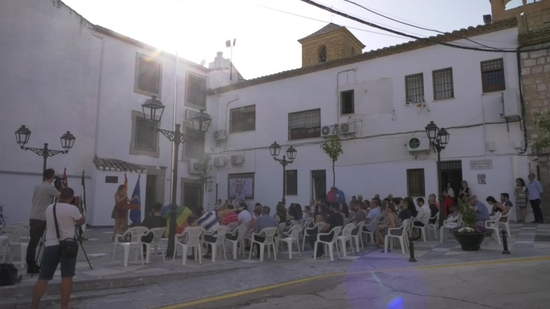 La bandera arcoíris de Begíjar centra el primer debate municipal