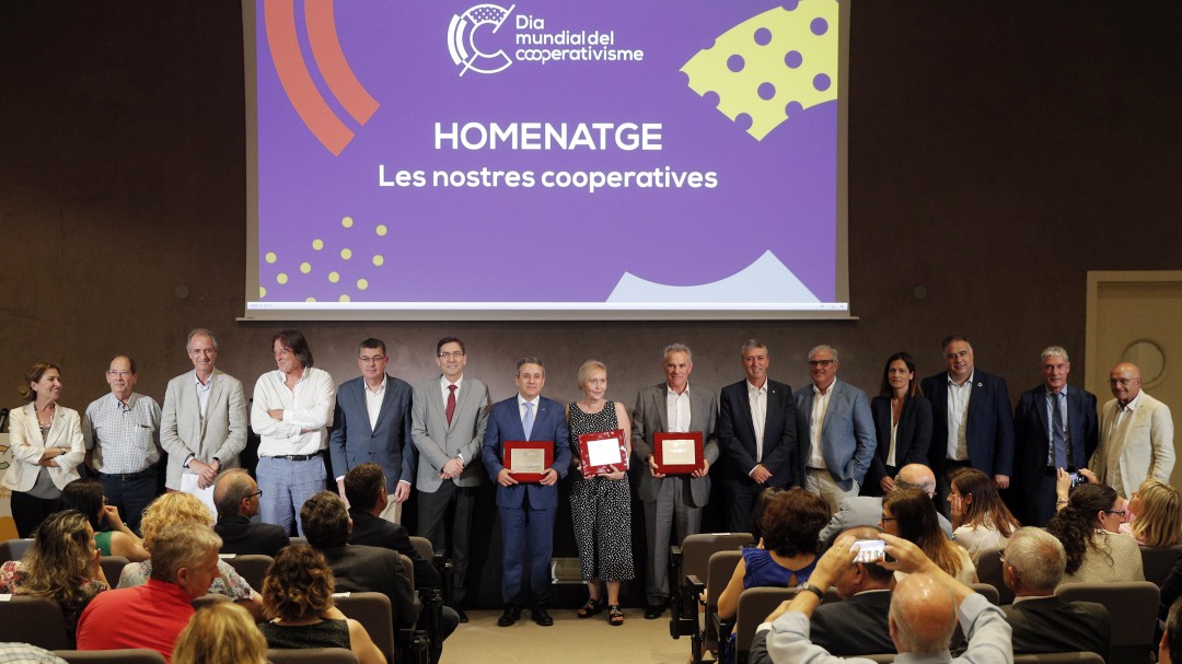 La unión hace la fuerza: el cooperativismo como forma de emprender