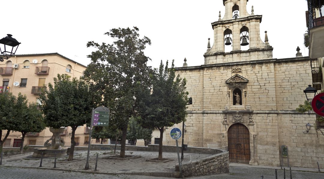 Iglesia de San Bartolomé en el casco histórico de Jaén. Iglesia de San Bartolomé en el casco histórico de Jaén.