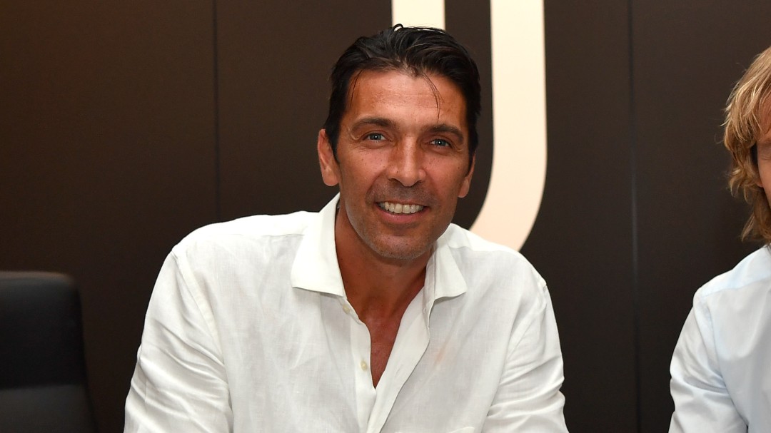 Buffon pide jugar por lo menos ocho partidos para superar el récord de Maldini