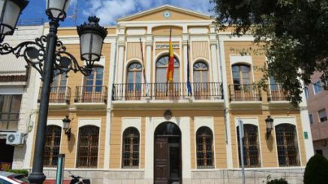 El Ayuntamiento de Quintanar de la Orden contrató a 27 becarios en fraude de Ley