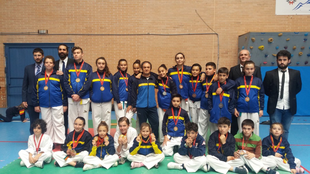 La Escuela de Taekwondo cumple 35 años con 114 medallas en esta temporada
