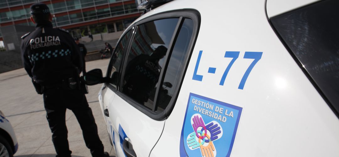 La Policía Local tendrá a partir de ahora un protocolo para un trato adecuado a las personas transexuales. Una iniciativa para protegersus derechos. La Policía Local tendrá a partir de ahora un protocolo para un trato adecuado a las personas transexuales. Una iniciativa para protegersus derechos.