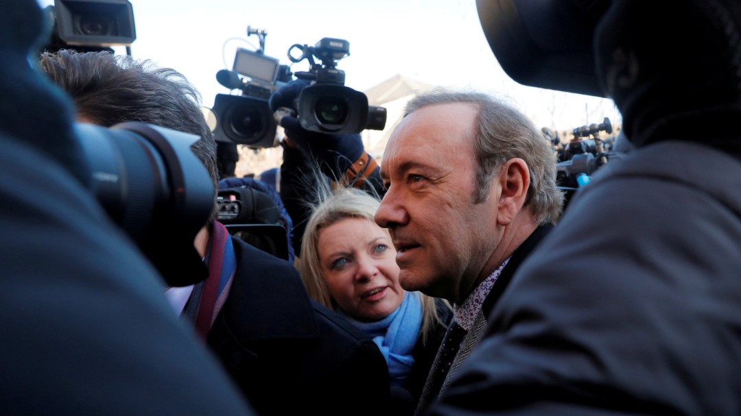 El joven que acusó a Kevin Spacey por una agresión sexual retira los cargos