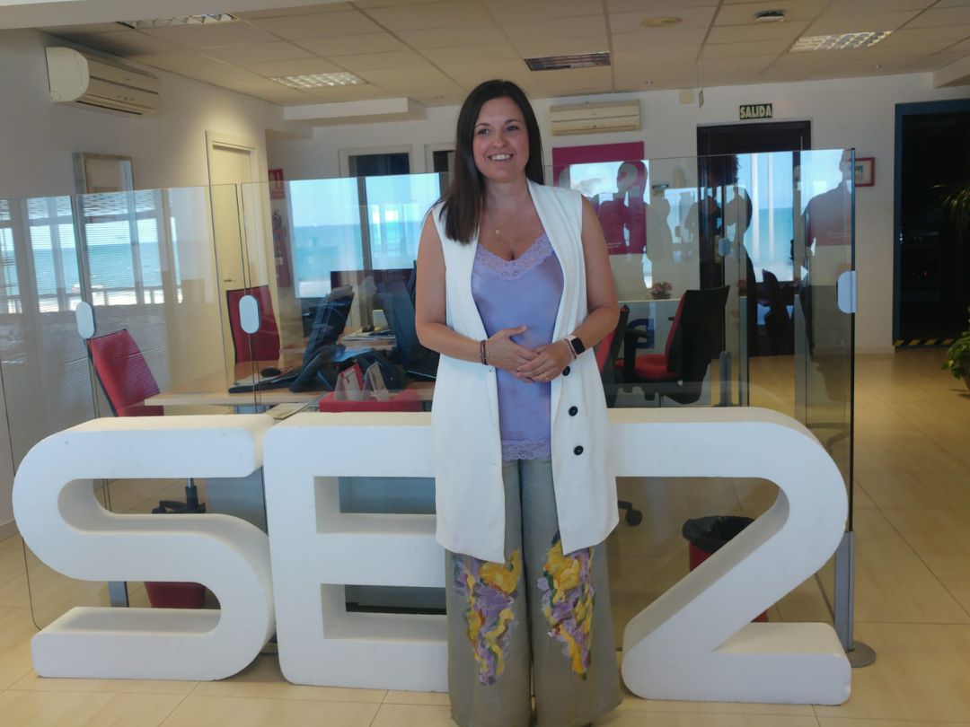 La alcaldesa de San Fernando, Patricia Cavada, en los estudios de Radio Cádiz La alcaldesa de San Fernando, Patricia Cavada, en los estudios de Radio Cádiz