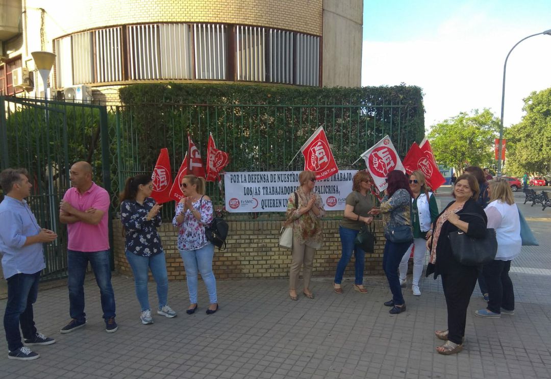 Protesta trabajadores de la limpieza de la Universidad de Huelva. Protesta trabajadores de la limpieza de la Universidad de Huelva.