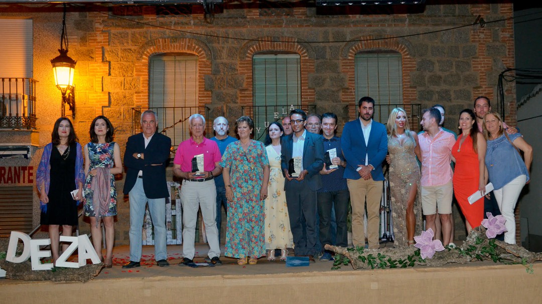 Se consolidan los premios 'Deza' de poesía en Castillo de Bayuela