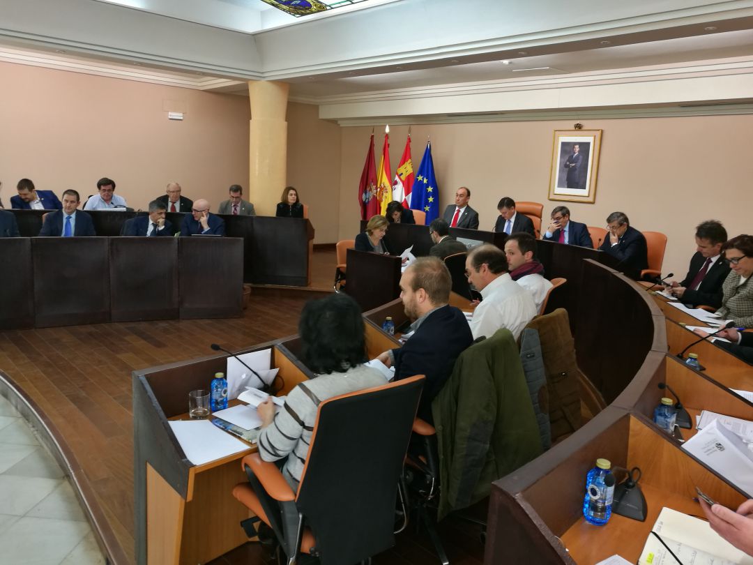 La Junta Electoral otorga al PP la mayoría absoluta en la Diputación La Junta Electoral otorga al PP la mayoría absoluta en la Diputación