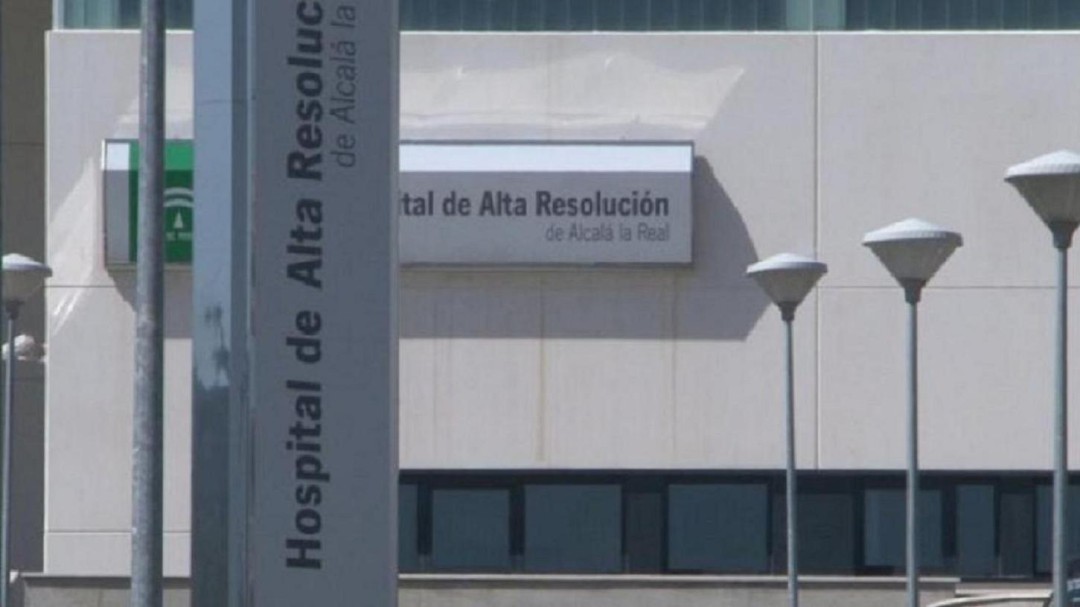 Reciben el alta médica el padre y el bebé afectados por el incendio producido en un piso en Alcalá la Real