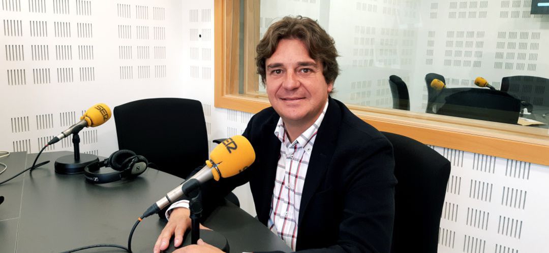El alcalde fuenlabreño habla de la inclusión de Fuenlabrada en un grupo de trabajo europeo contra la radicalización de minorías. El alcalde fuenlabreño habla de la inclusión de Fuenlabrada en un grupo de trabajo europeo contra la radicalización de minorías.