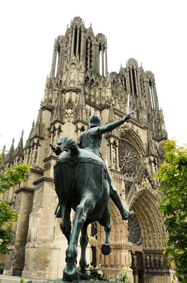 Giovanna d'Arco (Verdi) nos guía por la capital de la monarquía francesa Giovanna d'Arco (Verdi) nos guía por la capital de la monarquía francesa