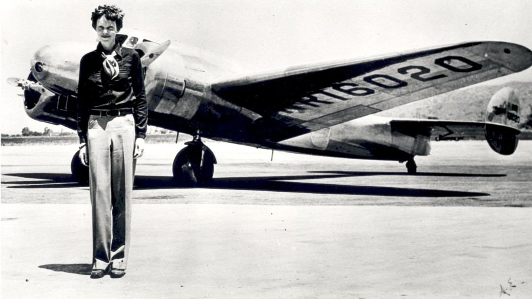 Amelia Earhart, pasión por las nubes