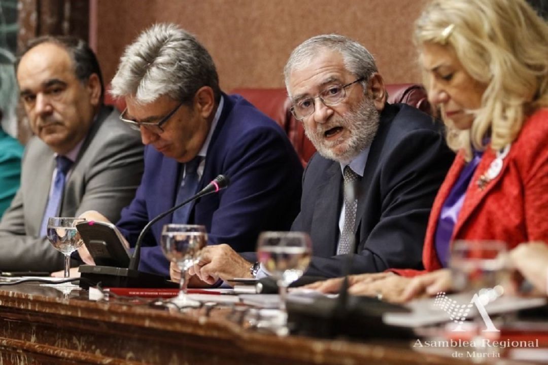 La investidura será a partir del 19 de agosto si no hay acuerdo en julio La investidura será a partir del 19 de agosto si no hay acuerdo en julio