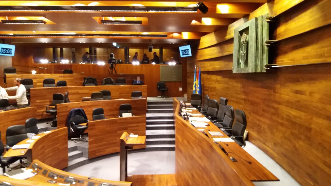 Podemos decidirá esta tarde si apoya la investidura de Adrián Barbón