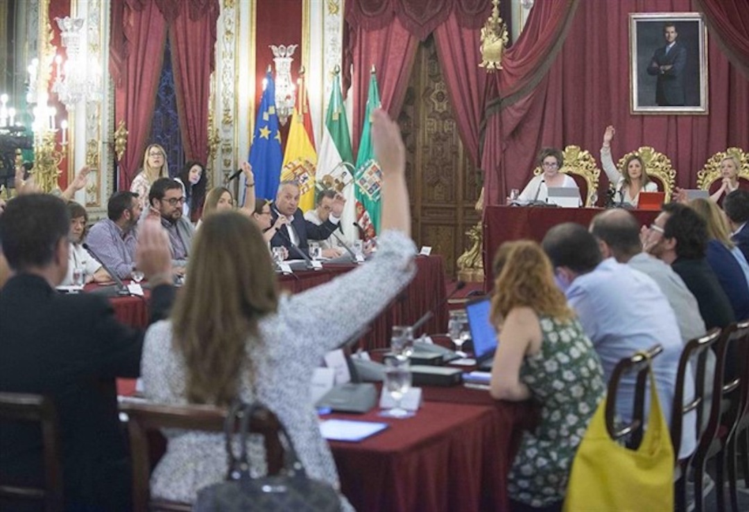 Nueva acusación de cesión ilegal de mano de obra a la Diputación de Cádiz Nueva acusación de cesión ilegal de mano de obra a la Diputación de Cádiz