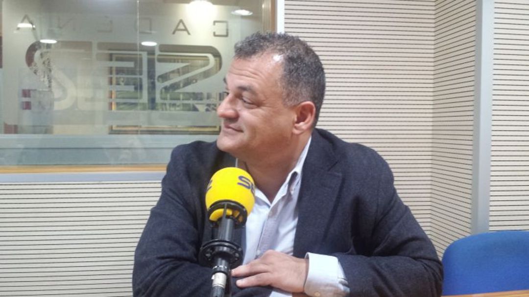 José Alberto Díaz, portavoz de Coalición Canaria en La Laguna, en una entrevista en los estudios de Radio Club Tenerife - Cadena SER José Alberto Díaz, portavoz de Coalición Canaria en La Laguna, en una entrevista en los estudios de Radio Club Tenerife - Cadena SER