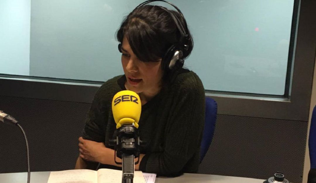 Isabel Serra en los estudios de la SER Isabel Serra en los estudios de la SER