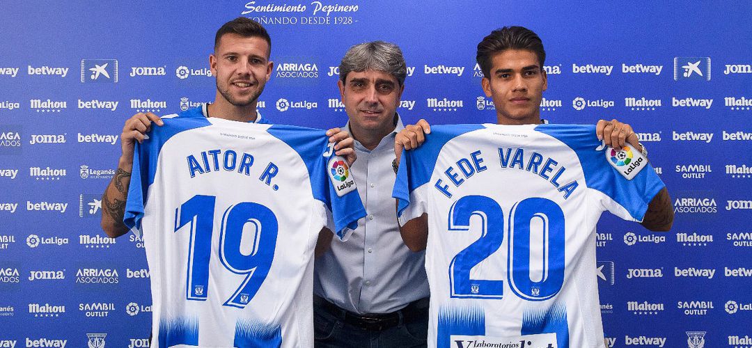 Txema Indias, director deportivo pepinero, entre los últimos fichajes del club. Txema Indias, director deportivo pepinero, entre los últimos fichajes del club.