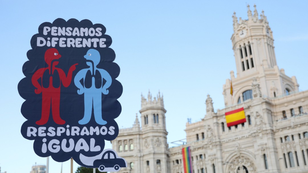 Ni todos los republicanos son de izquierdas ni la bandera representa a la derecha: apropiaciones de la política