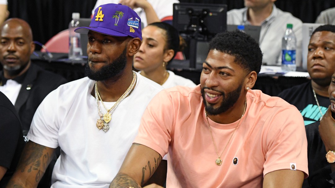 Nike prohíbe a LeBron ceder el número 23 a Anthony Davis en Los Angeles Lakers