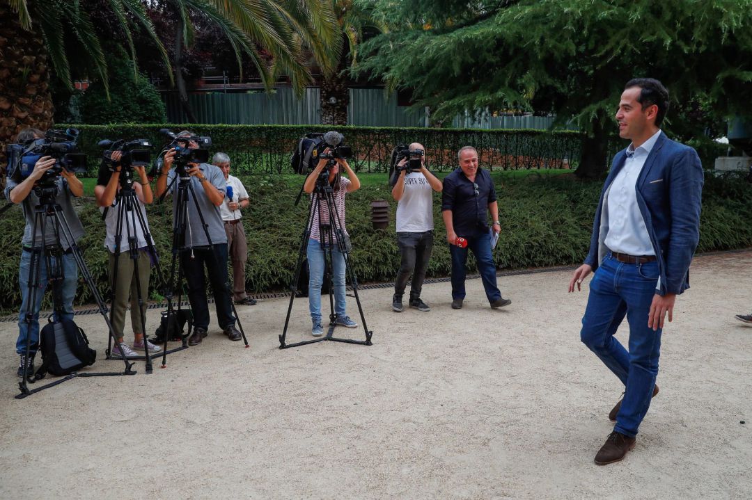 El líder de Ciudadanos (Cs) en la Comunidad de Madrid, Ignacio Aguado, durante su visita a la exposición '100 años de Metro' El líder de Ciudadanos (Cs) en la Comunidad de Madrid, Ignacio Aguado, durante su visita a la exposición '100 años de Metro'
