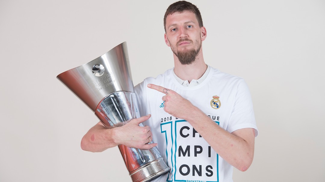 Ognjen Kuzmic, exjugador del Real Madrid, hospitalizado tras un grave accidente de tráfico
