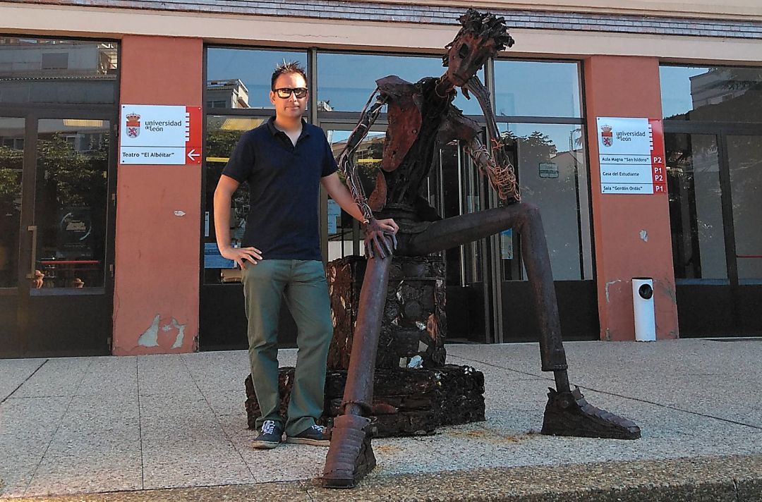 Raúl Nistal, ganador del V Reto "Muévete por la ULE" Raúl Nistal, ganador del V Reto "Muévete por la ULE"