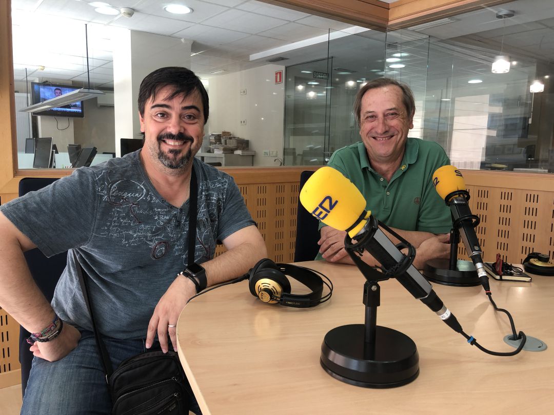 Alfons Petit i Narcís Genís a l'estudi 1 de Ràdio Girona Alfons Petit i Narcís Genís a l'estudi 1 de Ràdio Girona