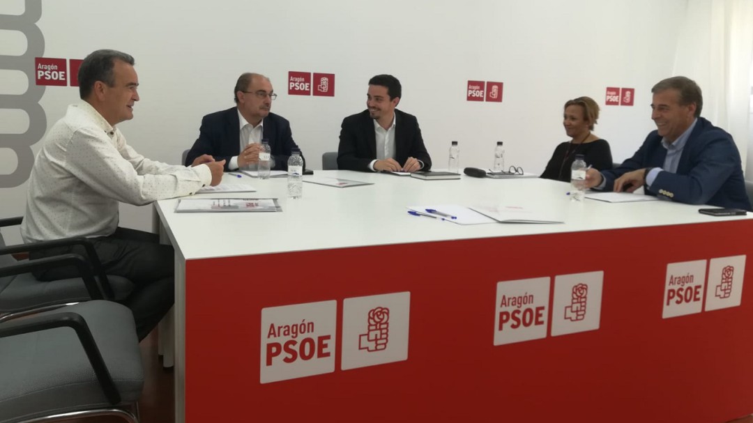 PSOE y Podemos-Equo: primer "avance significativo" tras días de atasco
