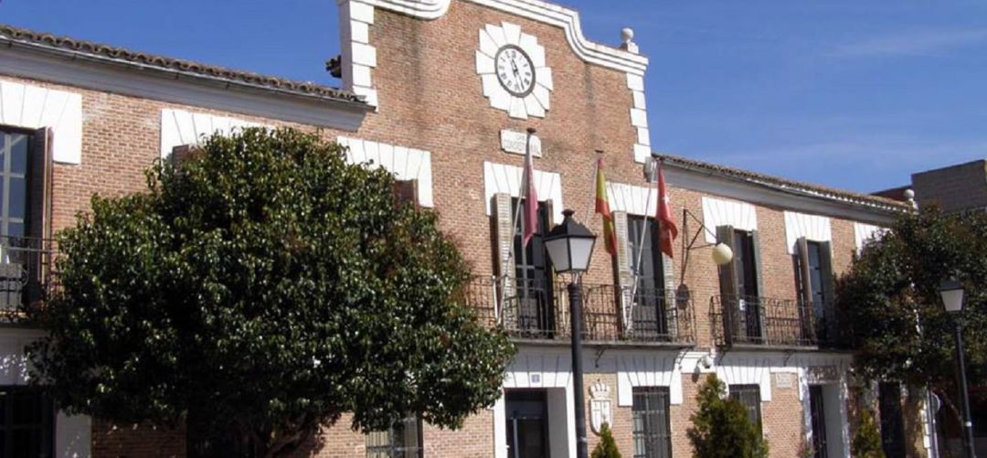 A las 8 de la tarde, habrá misa en la iglesia de San Vicente Mártir A las 8 de la tarde, habrá misa en la iglesia de San Vicente Mártir