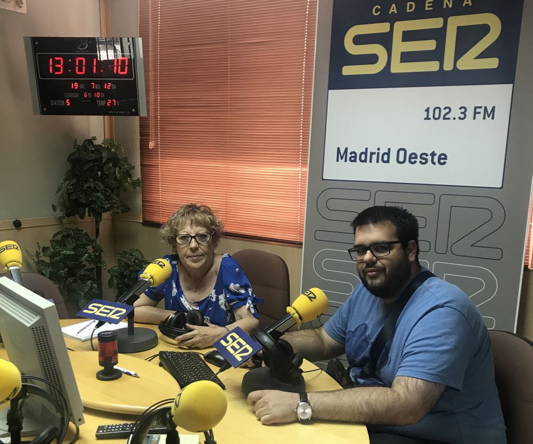 Los periodistas Elisa Blanco y Rubén Sánchez Los periodistas Elisa Blanco y Rubén Sánchez