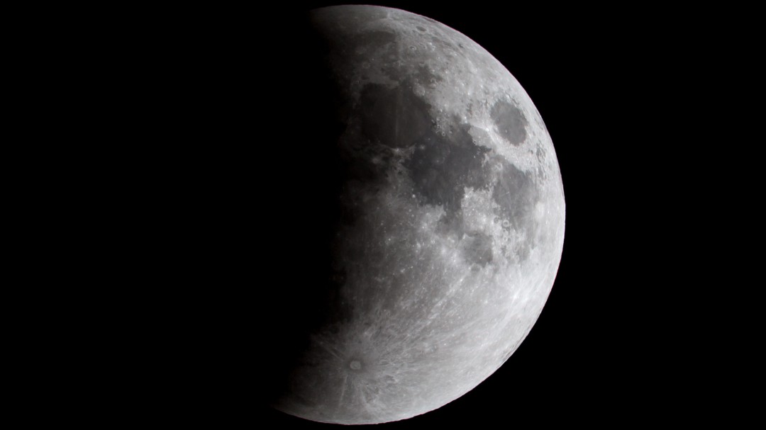 Esta noche, eclipse de luna parcial perfectamente visible desde España