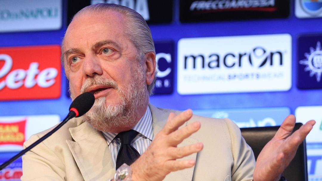 De Laurentiis se dirige al Real Madrid: "No entiendo por qué al Bayern se lo ceden y a nosotros nos piden 42 millones"