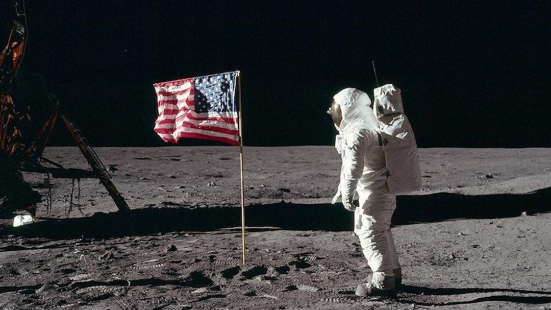 Fascinante crónica de la épica misión de la NASA que llevó al hombre a la Luna