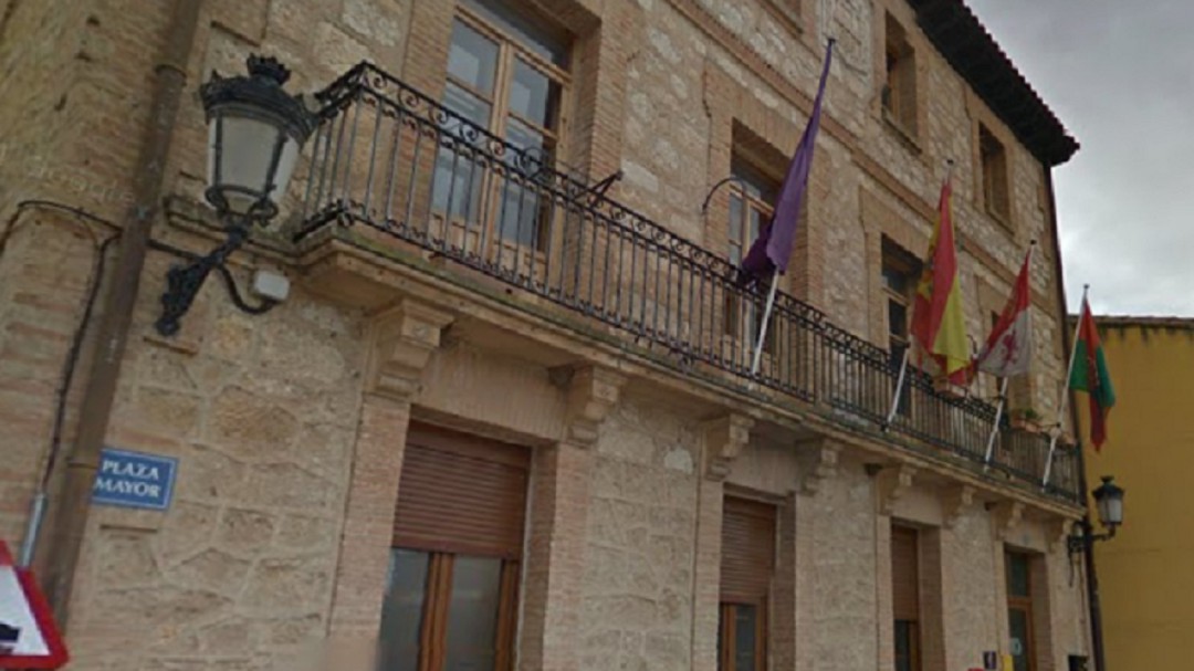 Tres cuartos de jornada para la alcaldesa de Fuentespina